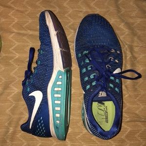 Women’s Nike Air Zoom Structure 19